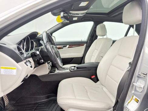Used 2014 Mercedes-Benz C 300 4MATIC Sedan image 18