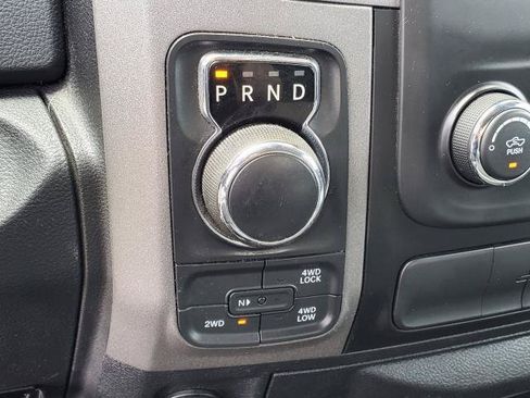Used 2017 RAM 1500 Express w/ Black Ram 1500 Express Group AWD/4WD image 12
