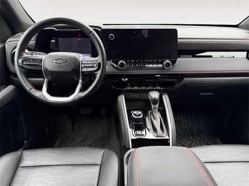 Used 2023 Chevrolet Colorado Z71 w/ Z71 Convenience Package 2 image 10