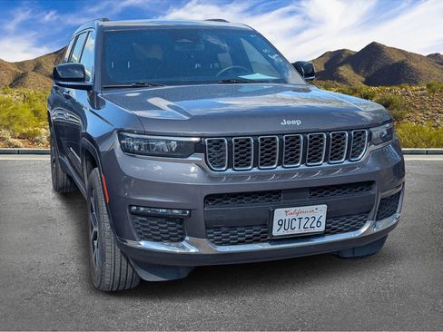 Used 2024 Jeep Grand Cherokee L Limited AWD/4WD image 3