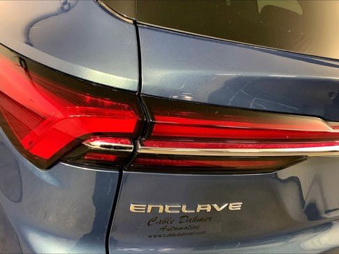 Used 2025 Buick Enclave Preferred image 28