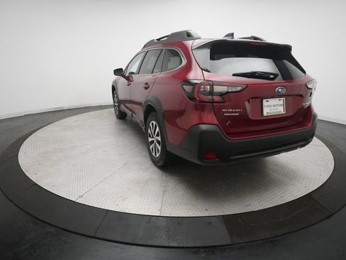 Used 2024 Subaru Outback Premium AWD/4WD image 32
