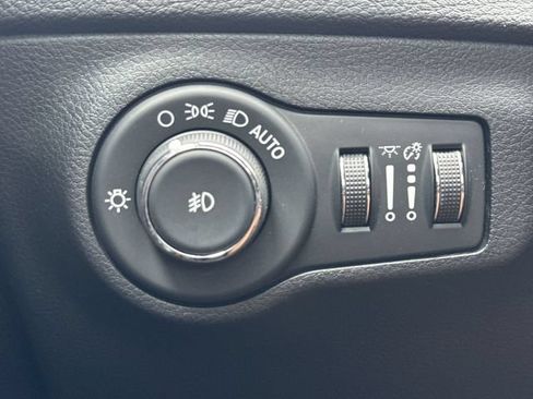 Used 2019 Jeep Compass Trailhawk AWD/4WD image 26