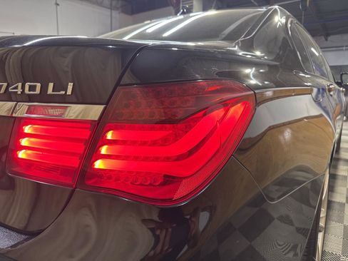 Used 2013 BMW 740Li RWD image 7