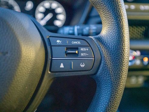 Used 2023 Honda CR-V EX image 17