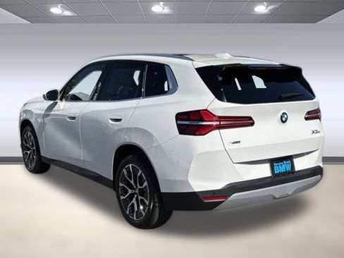 Used 2025 BMW X3 xDrive30i w/ Convenience Package image 3