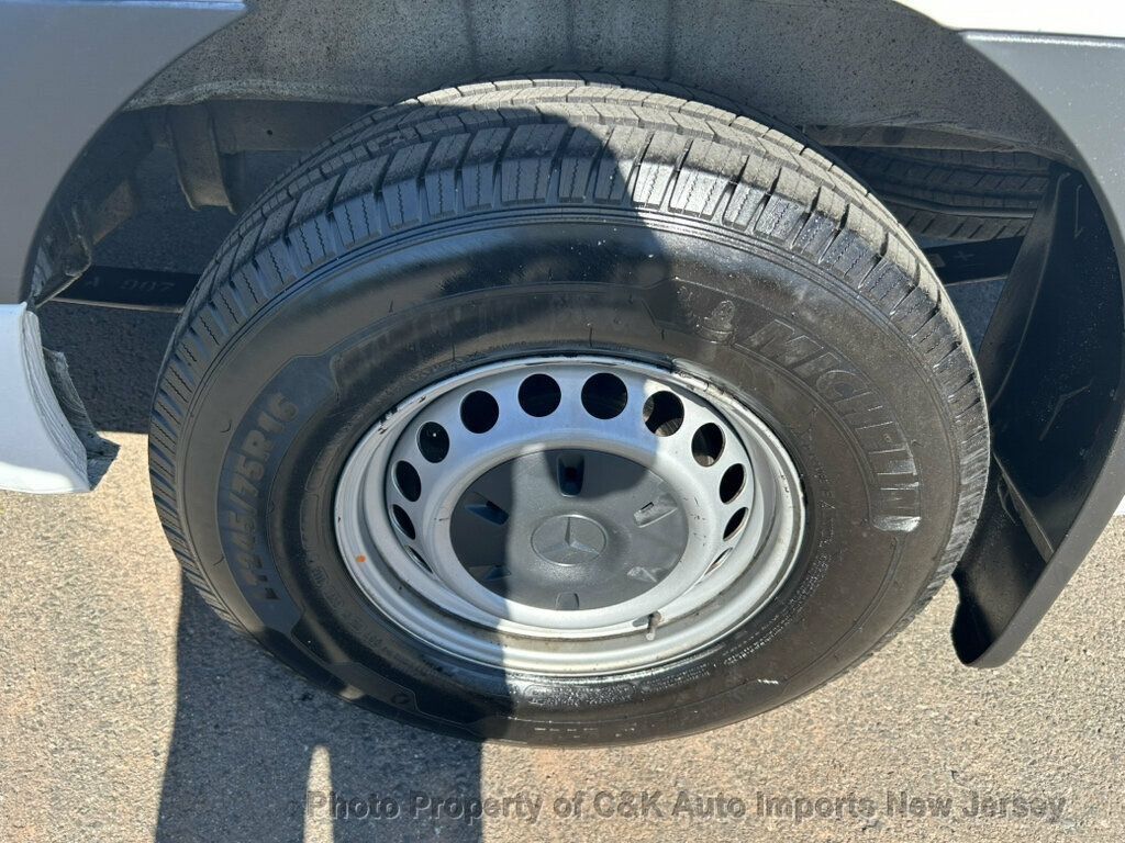 Used 2021 Mercedes-Benz Sprinter 2500 image 39
