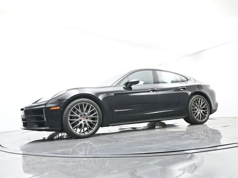 Certified 2026 Porsche Panamera RWD image 45