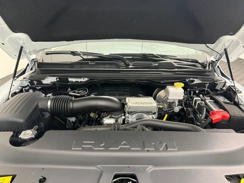 Used 2024 RAM 1500 Limited AWD/4WD image 33