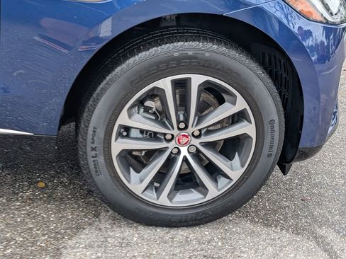 Used 2021 Jaguar F-PACE S image 9