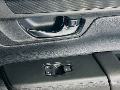 Used 2025 Honda CR-V Sport-L image 31