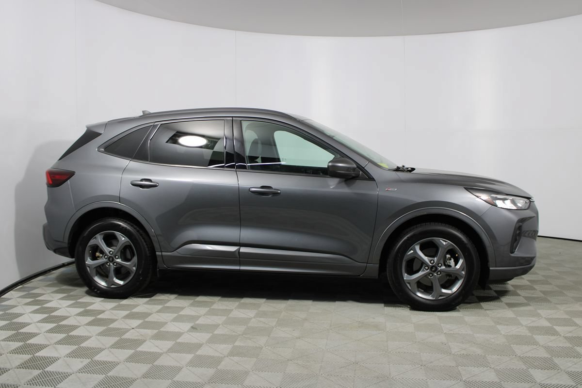 Used 2023 Ford Escape ST-Line Select w/ Tech Pack #1 AWD/4WD image 30