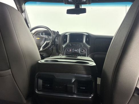 Used 2022 Chevrolet Silverado 1500 LTZ AWD/4WD image 19