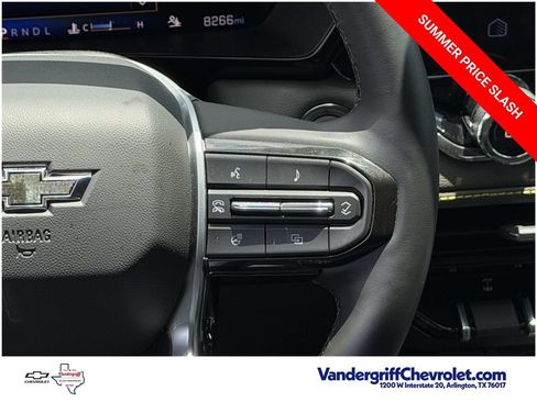 Used 2026 Chevrolet Colorado ZR2 w/ Technology Package AWD/4WD image 14
