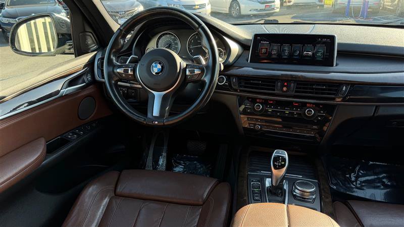 Used 2017 BMW X5 xDrive50i AWD/4WD image 18