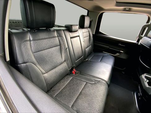Used 2024 Toyota Tundra Limited AWD/4WD image 18