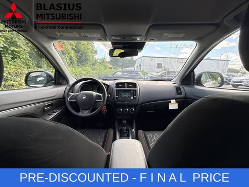 Used 2025 Mitsubishi Outlander Sport ES AWD/4WD image 32