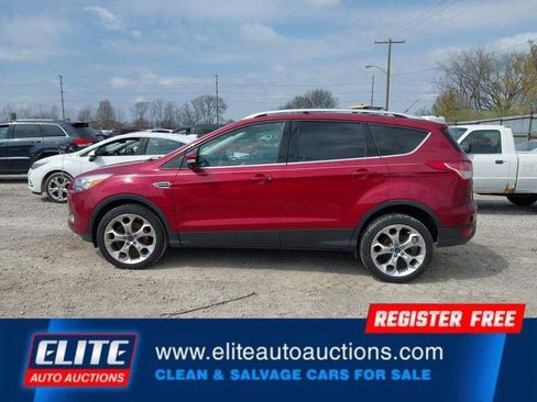 Used 2016 Ford Escape Titanium w/ Equipment Group 301A AWD/4WD image 28