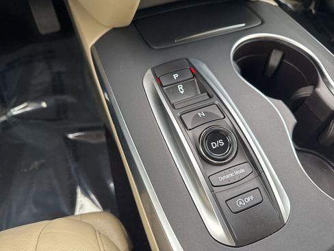 Used 2020 Acura MDX SH-AWD image 19