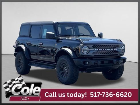 New 2026 Ford Bronco Badlands AWD/4WD image 1