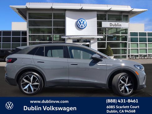 Certified 2023 Volkswagen ID.4 Pro S AWD/4WD image 3