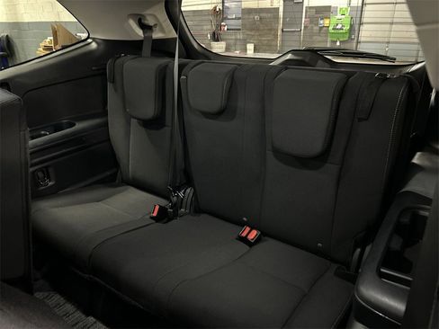 Certified 2022 Subaru Ascent Premium w/ Convenience Package image 24