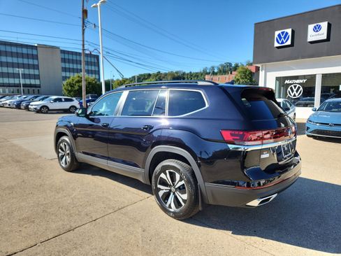 New 2026 Volkswagen Atlas SE image 3