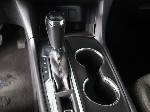 Used 2019 Chevrolet Equinox LT image 44