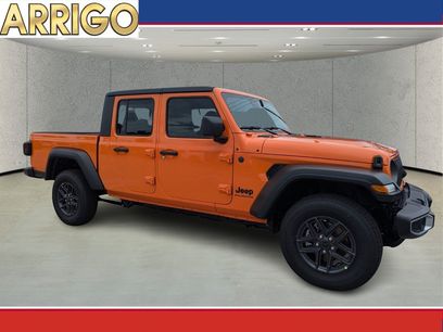 New 2025 Jeep Gladiator Sport