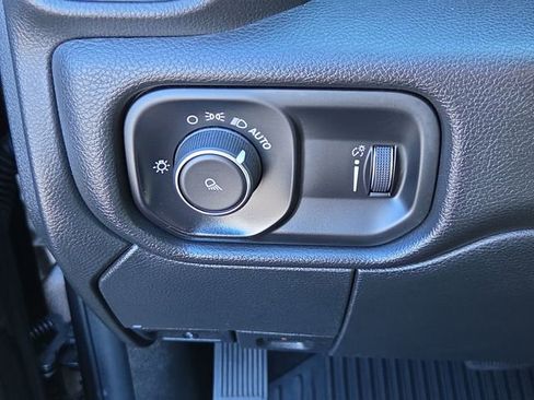 Used 2021 RAM 2500 Tradesman image 20