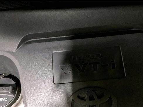 Used 2013 Toyota Camry LE image 26