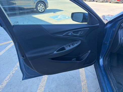 Used 2024 Chevrolet Malibu LT image 10