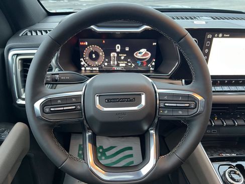 New 2026 GMC Canyon Denali image 23