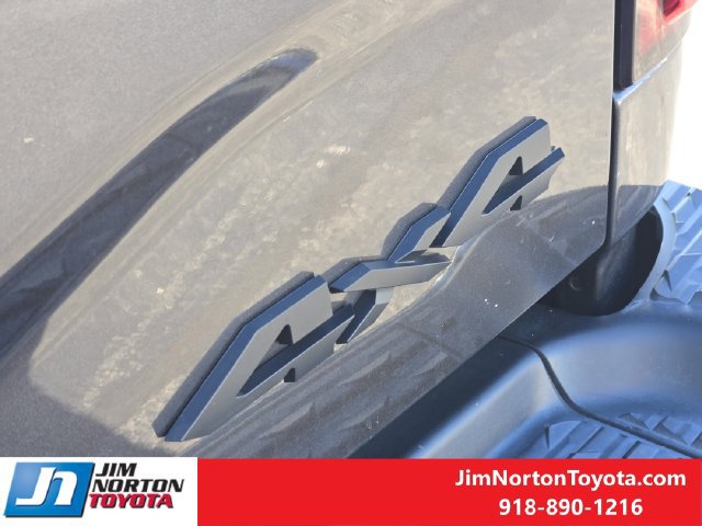 Used 2023 RAM 2500 Limited AWD/4WD image 13