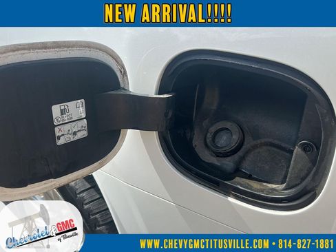 Used 2021 GMC Yukon XL Denali AWD/4WD image 13