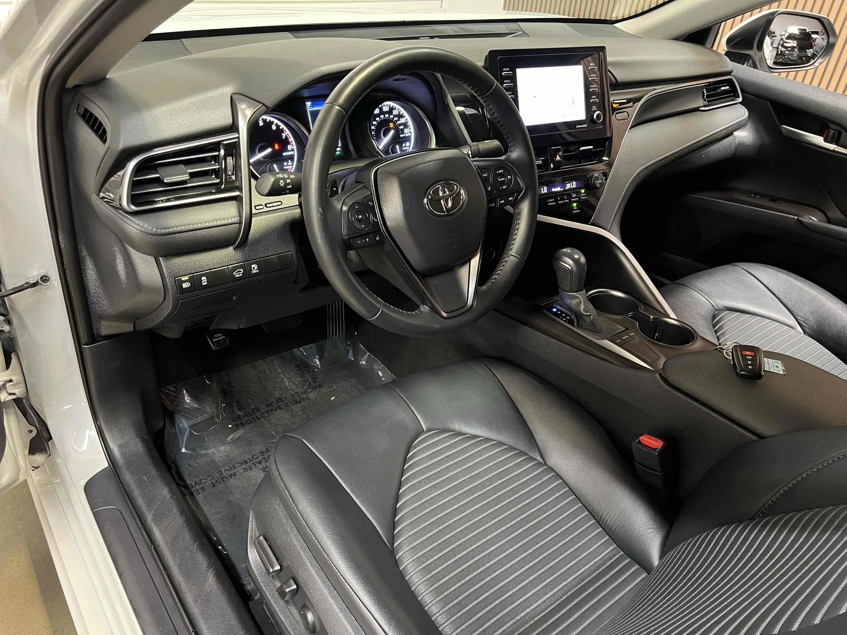 Used 2023 Toyota Camry SE w/ Convenience Package FWD image 71