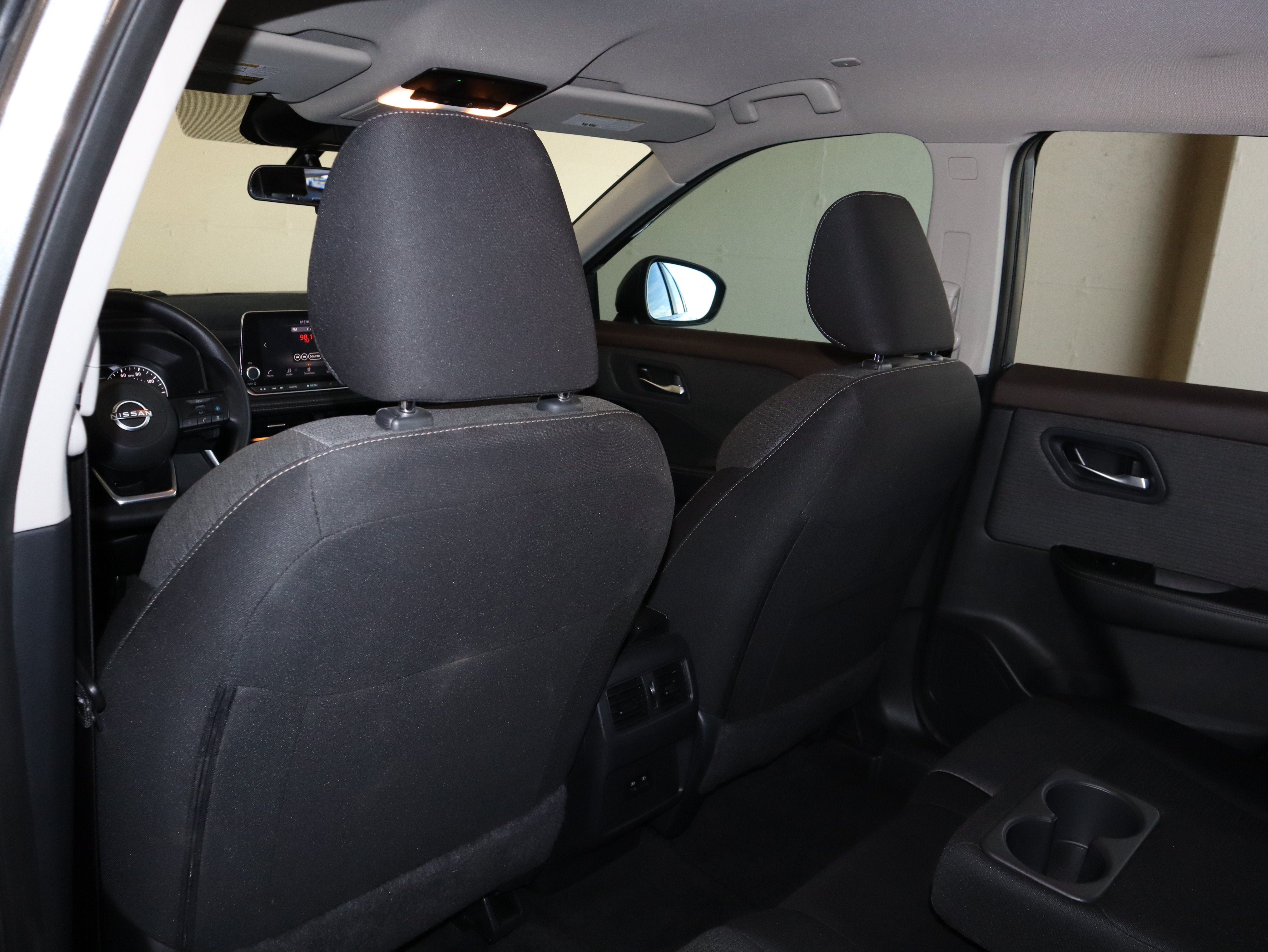Used 2023 Nissan Rogue SV AWD/4WD image 35