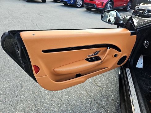 Used 2018 Maserati GranTurismo Sport image 35