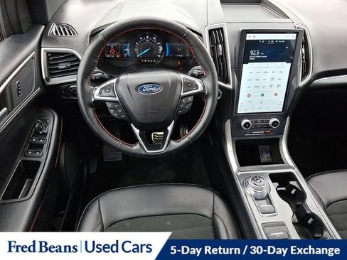 Certified 2022 Ford Edge ST-Line image 13