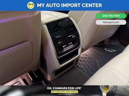 Used 2019 BMW X5 xDrive50i w/ Executive Package image 28