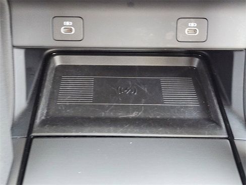 New 2025 Land Rover Discovery Sport S image 14