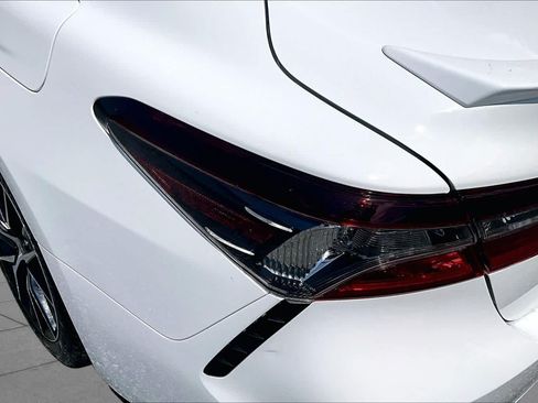 Used 2024 Toyota Camry SE FWD image 29