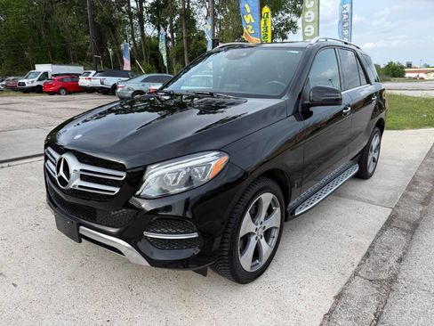 Used 2016 Mercedes-Benz GLE 300d 4MATIC image 2