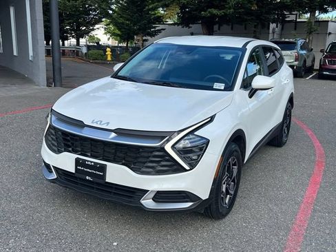 Certified 2024 Kia Sportage LX AWD/4WD image 3