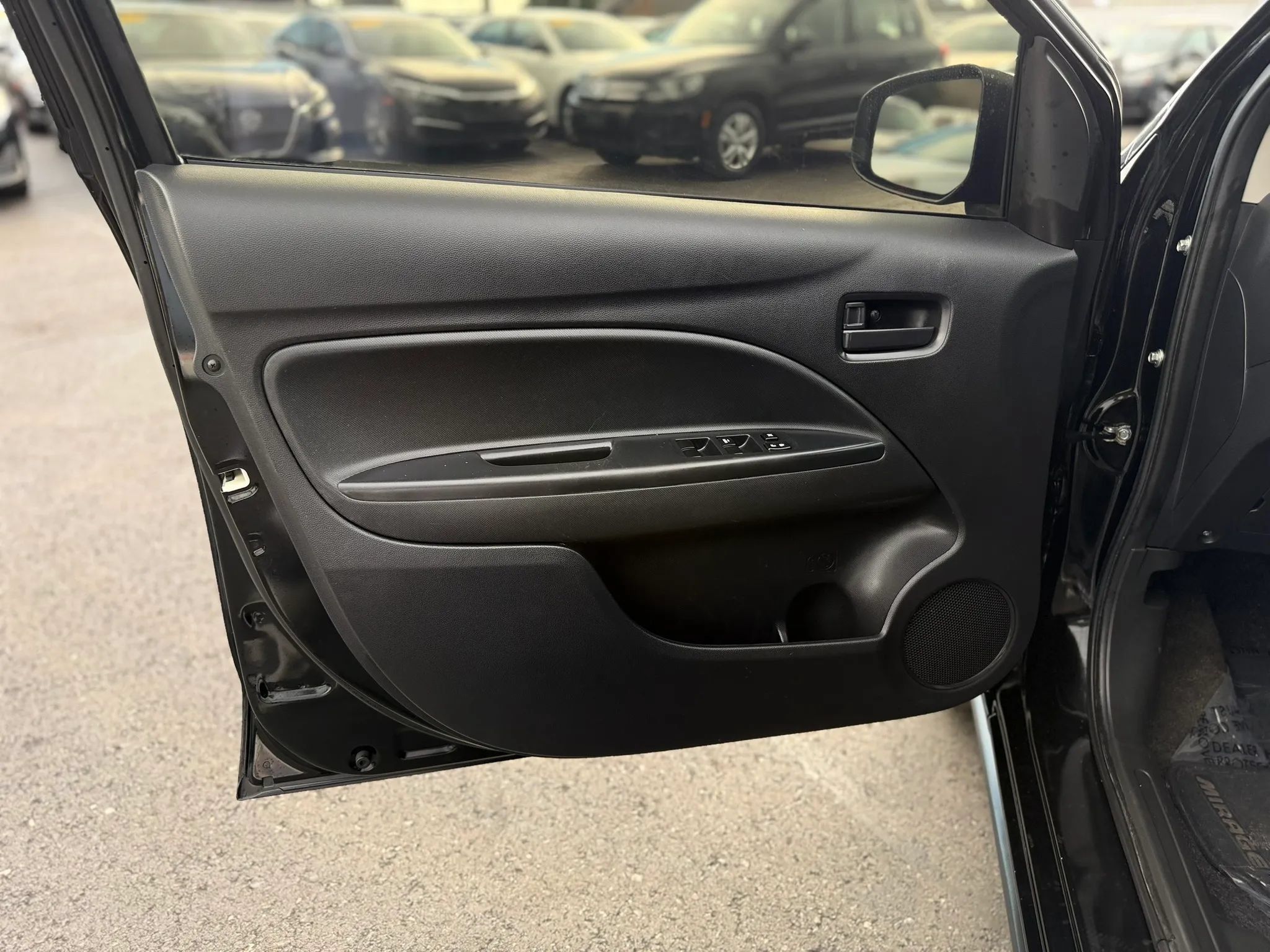 Used 2019 Mitsubishi Mirage LE FWD image 31