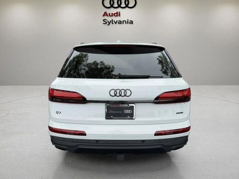 Certified 2025 Audi Q7 3.0T Premium Plus w/ Premium Plus Package AWD/4WD image 9