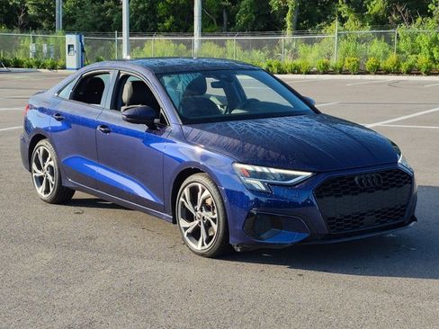 Used 2023 Audi A3 2.0T Premium Plus w/ Premium Plus Package FWD image 3