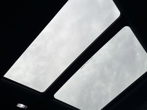 New 2026 GMC Acadia Denali w/ Super Cruise Package image 24