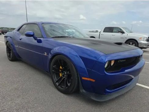 Used 2021 Dodge Challenger R/T Scat Pack RWD image 1