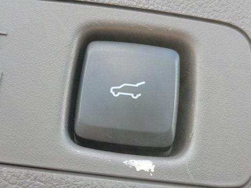 Certified 2023 Lincoln Corsair FWD image 9